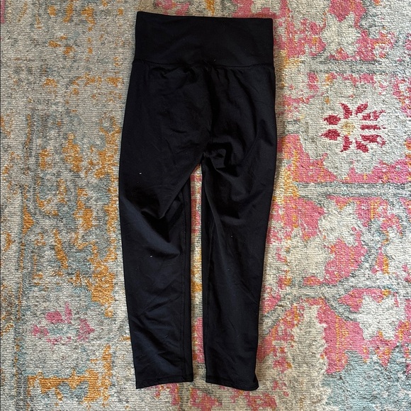 All in Motion Black Leggings - Picture 3 of 3